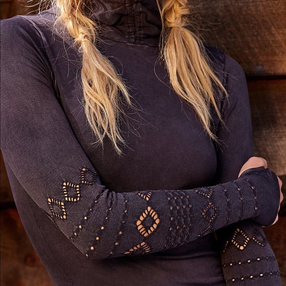 🌺Free people NWOT good karma l/s hoodie - Picture 3 of 10